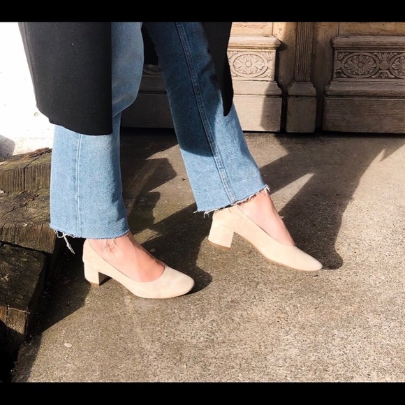 Everlane Day Heel in Bone Suede - Picture 2 of 5